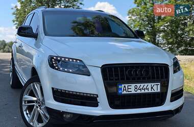 Внедорожник / Кроссовер Audi Q7 2013 в 