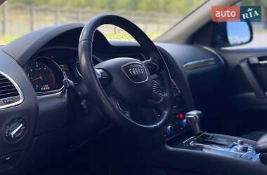 Внедорожник / Кроссовер Audi Q7 2013 в 