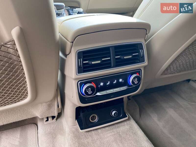 Внедорожник / Кроссовер Audi Q7 2016 в Львове