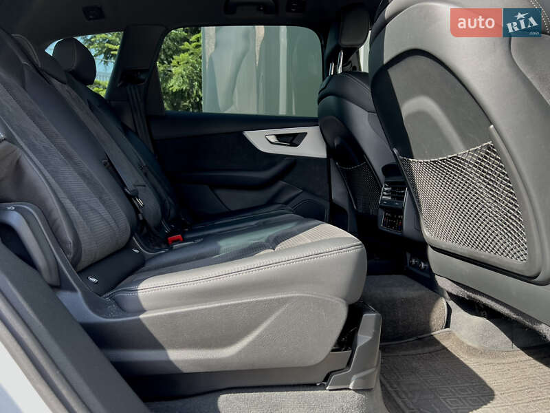 Внедорожник / Кроссовер Audi Q7 2022 в Львове