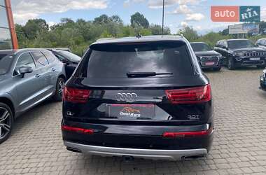 Внедорожник / Кроссовер Audi Q7 2018 в 