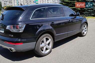 Внедорожник / Кроссовер Audi Q7 2008 в 