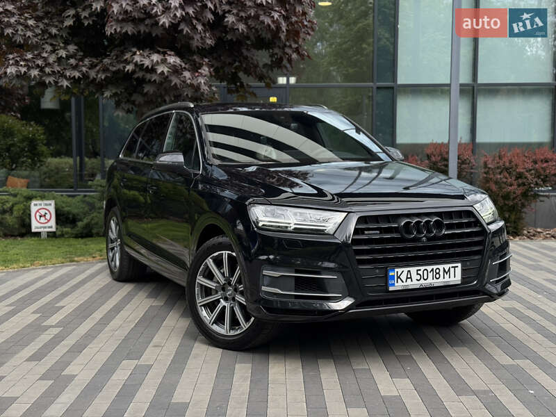 Внедорожник / Кроссовер Audi Q7 2018 в Киеве