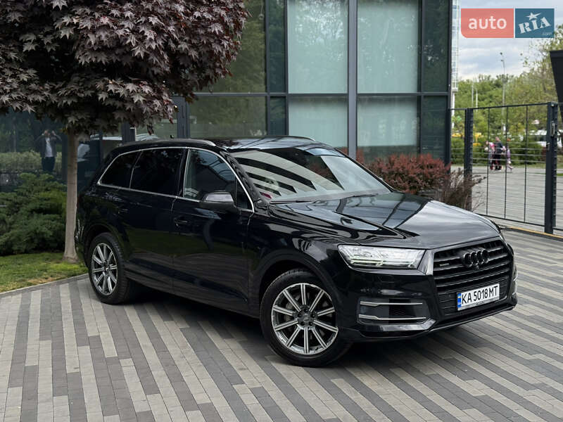 Внедорожник / Кроссовер Audi Q7 2018 в Киеве