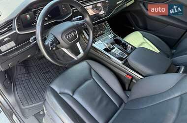 Внедорожник / Кроссовер Audi Q7 2022 в 
