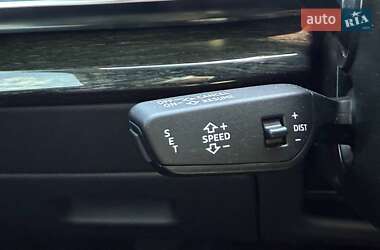 Внедорожник / Кроссовер Audi Q7 2022 в 