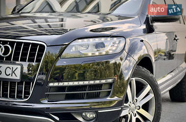 Внедорожник / Кроссовер Audi Q7 2012 в 
