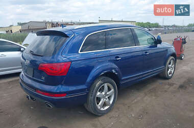 Позашляховик / Кросовер Audi Q7 2015 в 