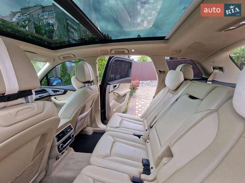 Внедорожник / Кроссовер Audi Q7 2017 в Кропивницком