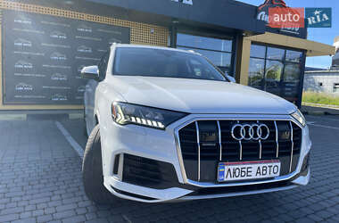 Внедорожник / Кроссовер Audi Q7 2020 в 