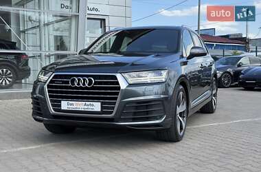Позашляховик / Кросовер Audi Q7 2015 в Чернівцях