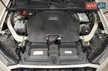 Позашляховик / Кросовер Audi Q7 2022 в 