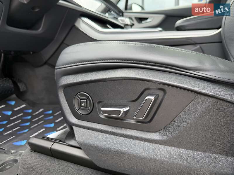 Внедорожник / Кроссовер Audi Q7 2022 в Ровно
