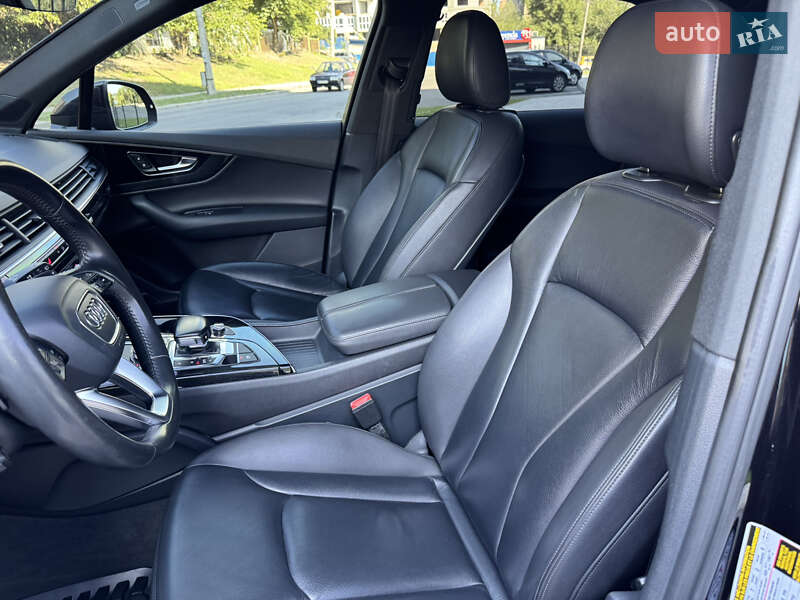 Внедорожник / Кроссовер Audi Q7 2016 в Запорожье