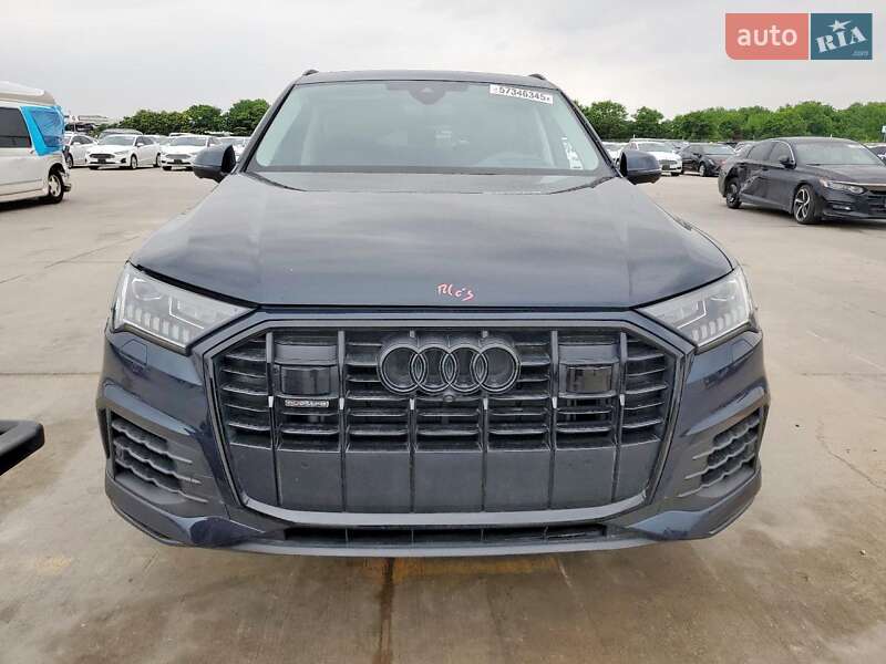 Внедорожник / Кроссовер Audi Q7 2024 в Киеве
