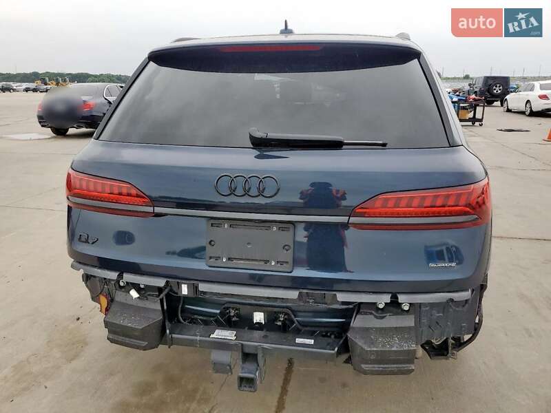 Внедорожник / Кроссовер Audi Q7 2024 в Киеве