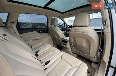 Внедорожник / Кроссовер Audi Q7 2017 в 