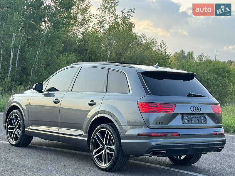 Внедорожник / Кроссовер Audi Q7 2017 в Ковеле
