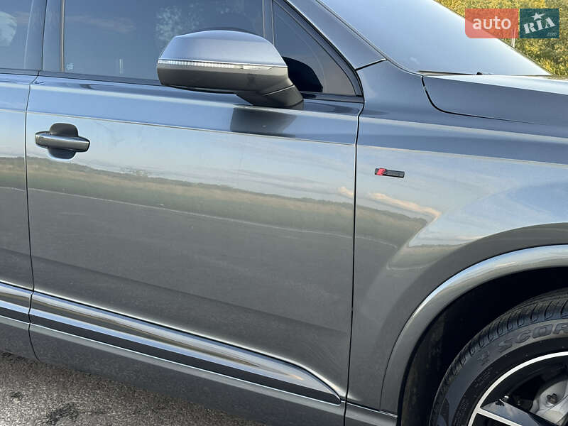 Внедорожник / Кроссовер Audi Q7 2017 в Ковеле