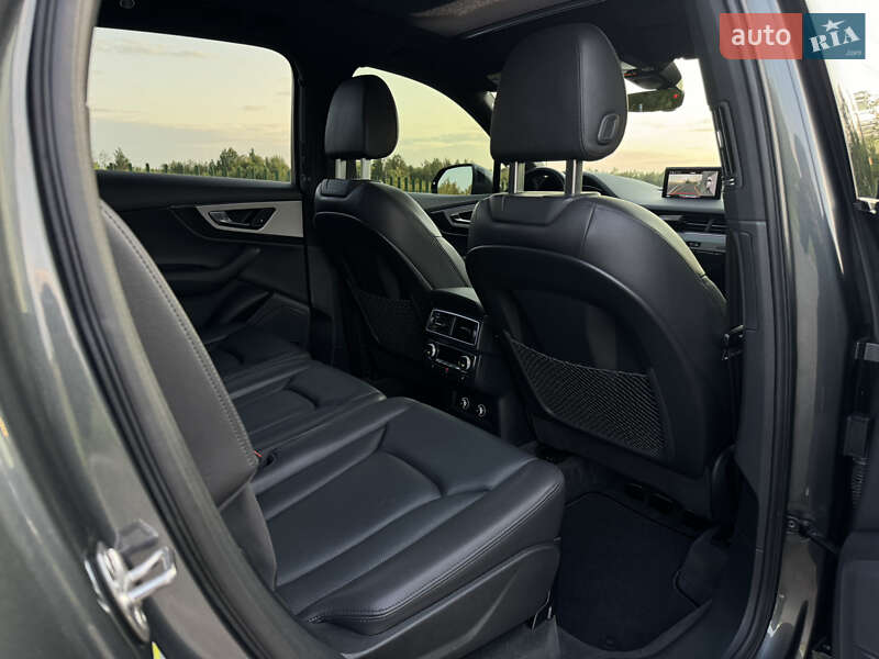 Внедорожник / Кроссовер Audi Q7 2017 в Ковеле