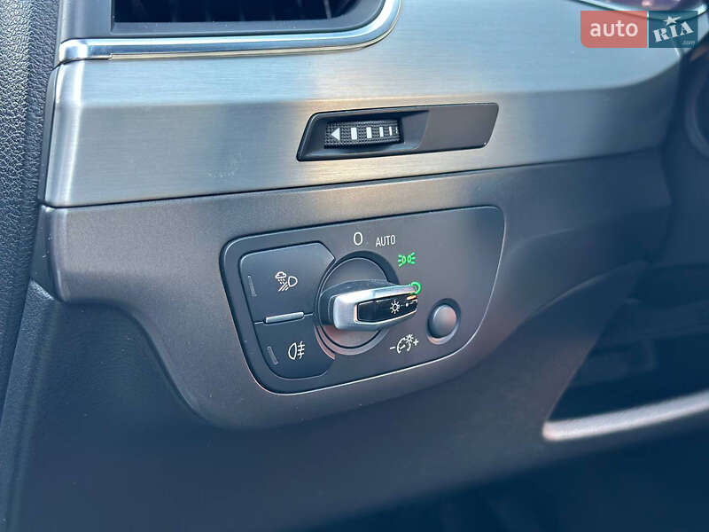 Внедорожник / Кроссовер Audi Q7 2015 в Днепре