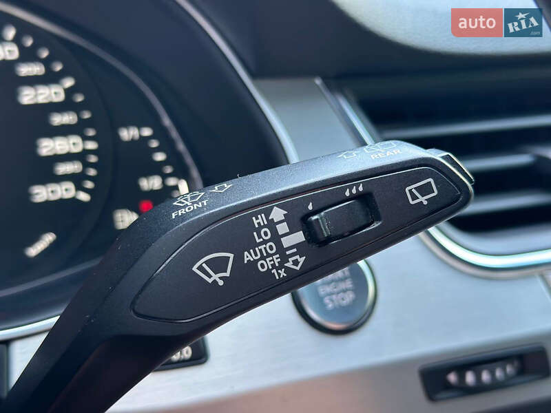 Внедорожник / Кроссовер Audi Q7 2015 в Днепре