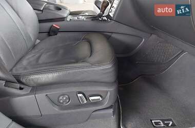 Внедорожник / Кроссовер Audi Q7 2010 в 