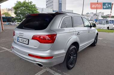 Внедорожник / Кроссовер Audi Q7 2010 в 