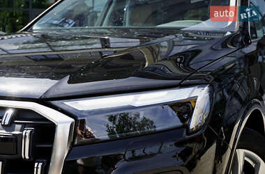 Внедорожник / Кроссовер Audi Q7 2021 в 