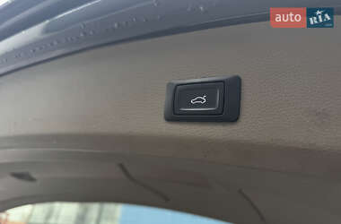 Внедорожник / Кроссовер Audi Q7 2013 в 