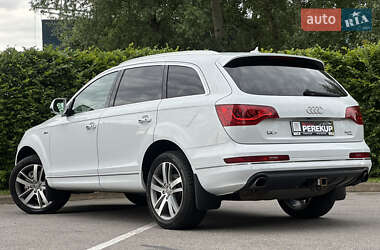 Внедорожник / Кроссовер Audi Q7 2014 в 