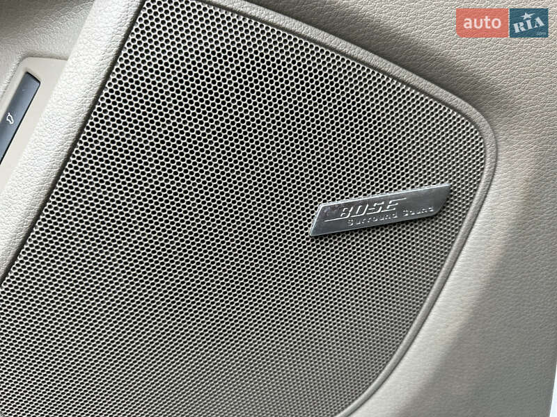 Внедорожник / Кроссовер Audi Q7 2014 в Киеве