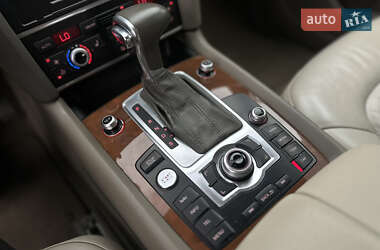 Внедорожник / Кроссовер Audi Q7 2014 в 