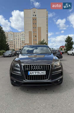 Позашляховик / Кросовер Audi Q7 2011 в Києві