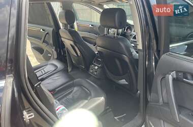 Внедорожник / Кроссовер Audi Q7 2011 в 