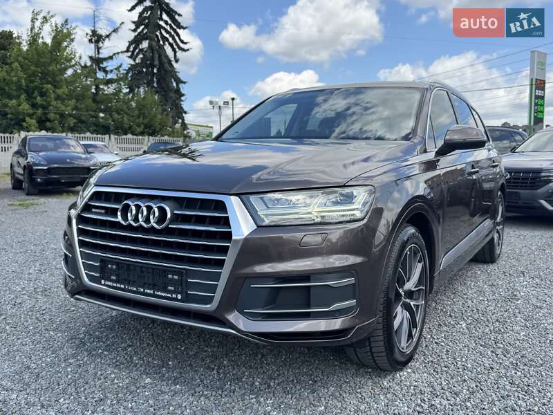 Внедорожник / Кроссовер Audi Q7 2015 в Тернополе
