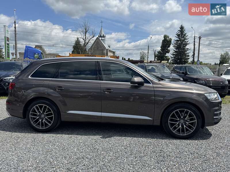 Внедорожник / Кроссовер Audi Q7 2015 в Тернополе