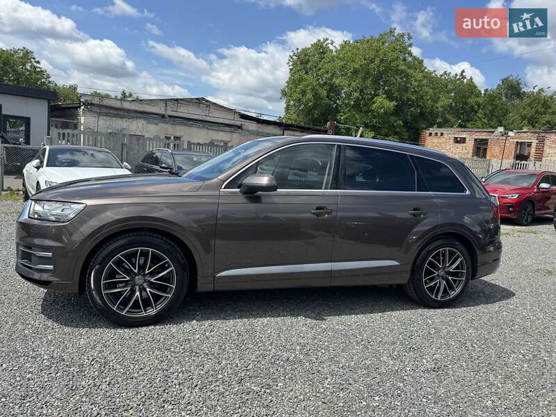 Внедорожник / Кроссовер Audi Q7 2015 в Тернополе