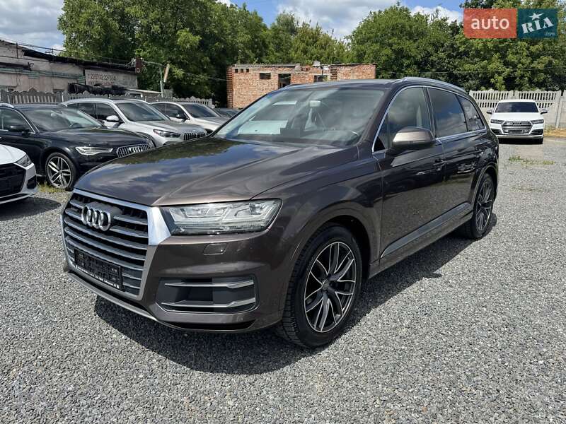 Внедорожник / Кроссовер Audi Q7 2015 в Тернополе