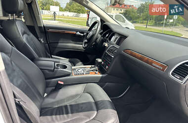Внедорожник / Кроссовер Audi Q7 2012 в 