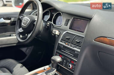 Внедорожник / Кроссовер Audi Q7 2012 в 