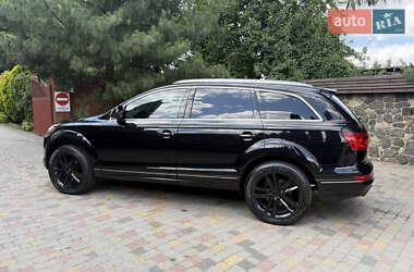 Внедорожник / Кроссовер Audi Q7 2010 в 