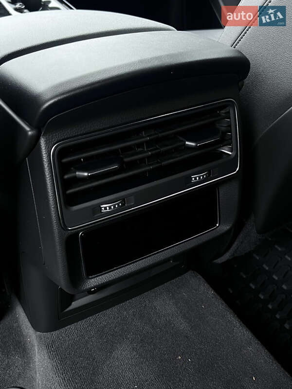 Внедорожник / Кроссовер Audi Q7 2023 в Львове