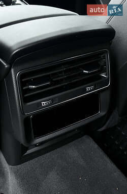 Внедорожник / Кроссовер Audi Q7 2023 в 
