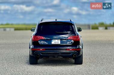 Внедорожник / Кроссовер Audi Q7 2012 в 