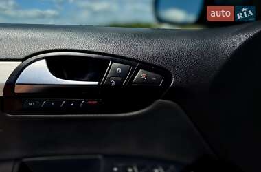 Внедорожник / Кроссовер Audi Q7 2012 в 