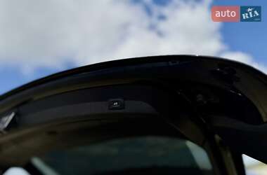 Внедорожник / Кроссовер Audi Q7 2012 в 