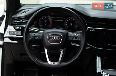 Внедорожник / Кроссовер Audi Q7 2023 в 