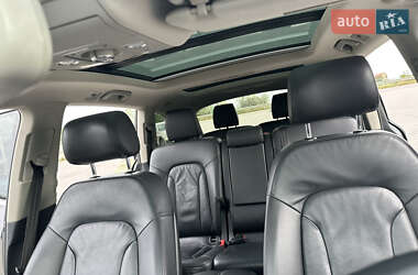 Внедорожник / Кроссовер Audi Q7 2015 в 
