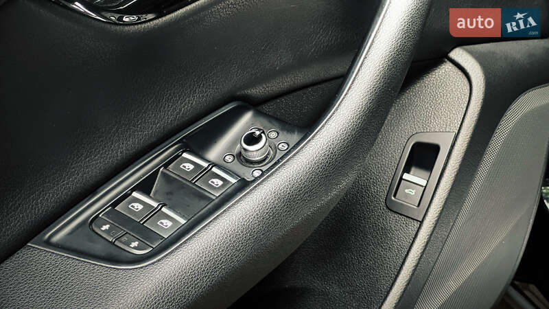 Позашляховик / Кросовер Audi Q7 2016 в Коломиї